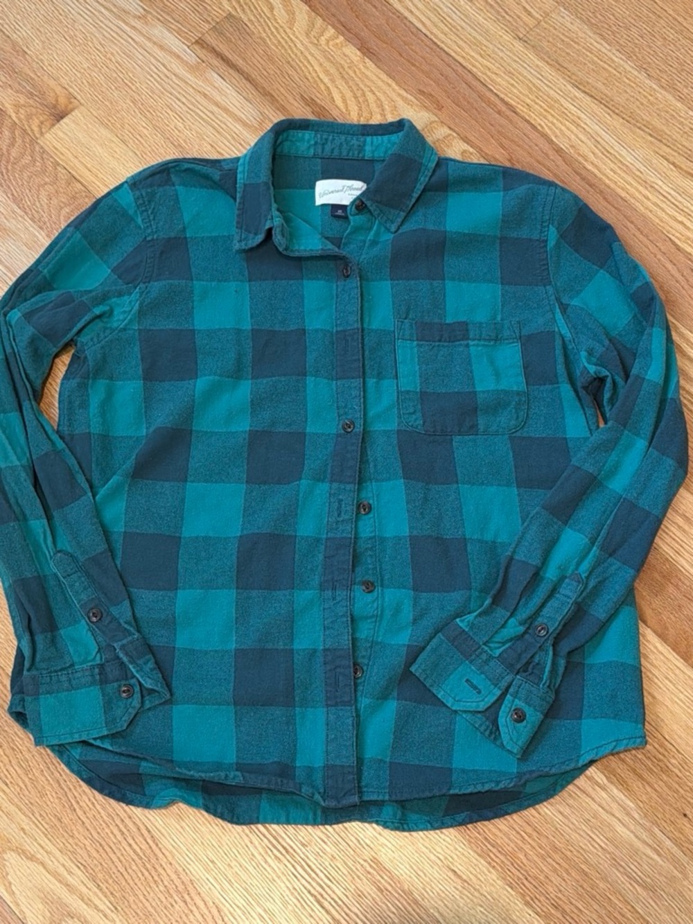 Universal Thread Women's Teal and Black Plaid Button-Up Shirt